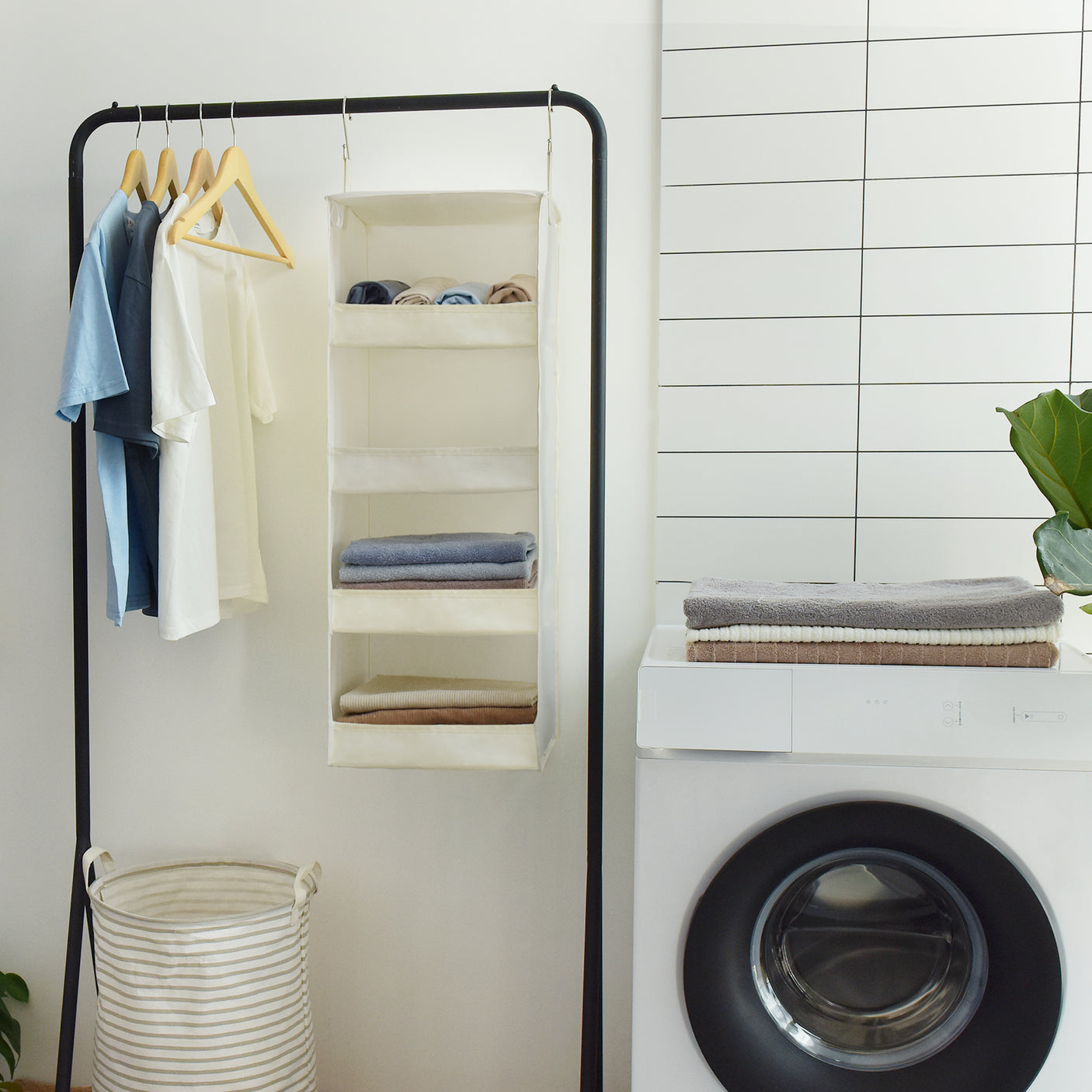 4-Shelf Hanging Organizer
