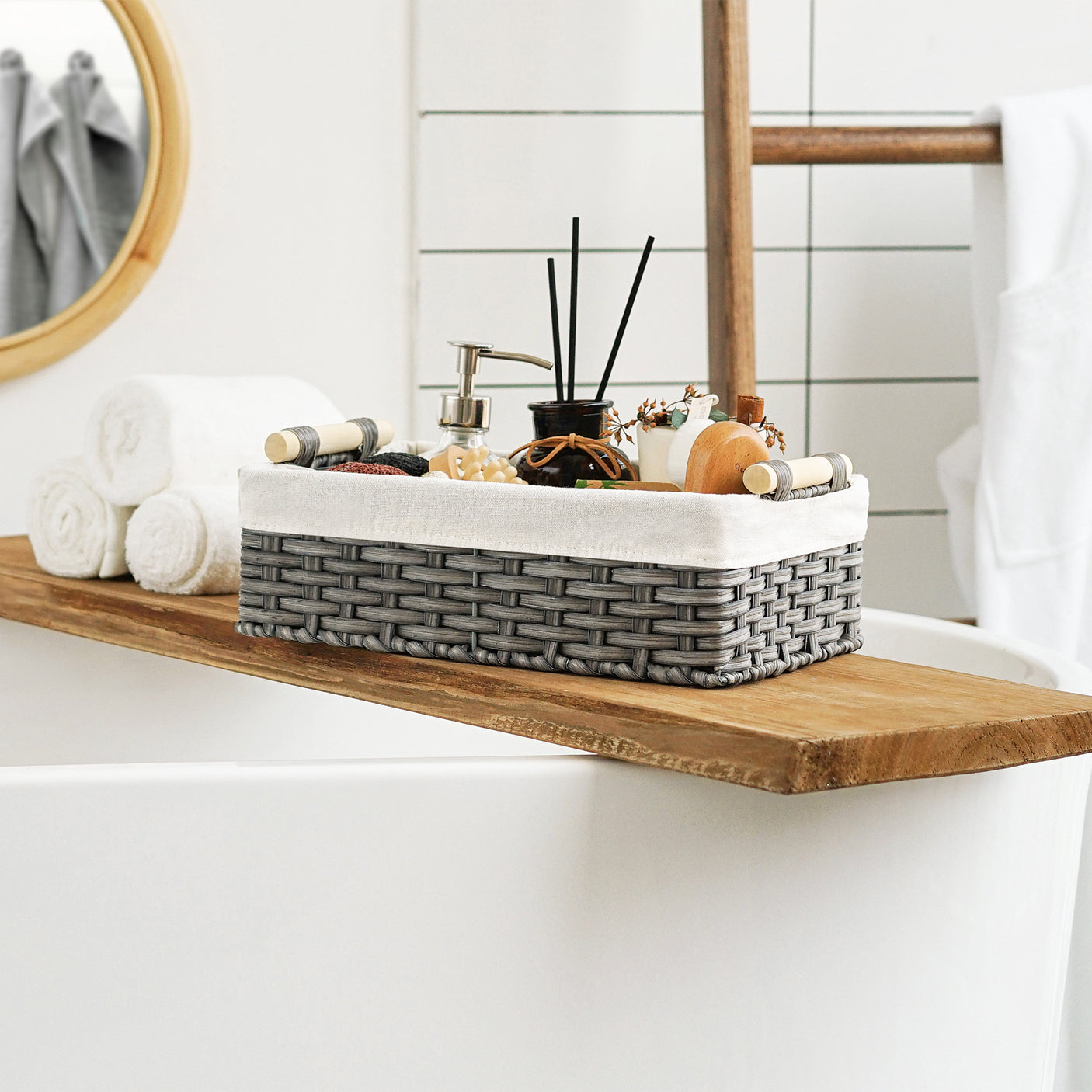 Lined Wicker Baskets with Wooden Handles, 2 in 1 Pack