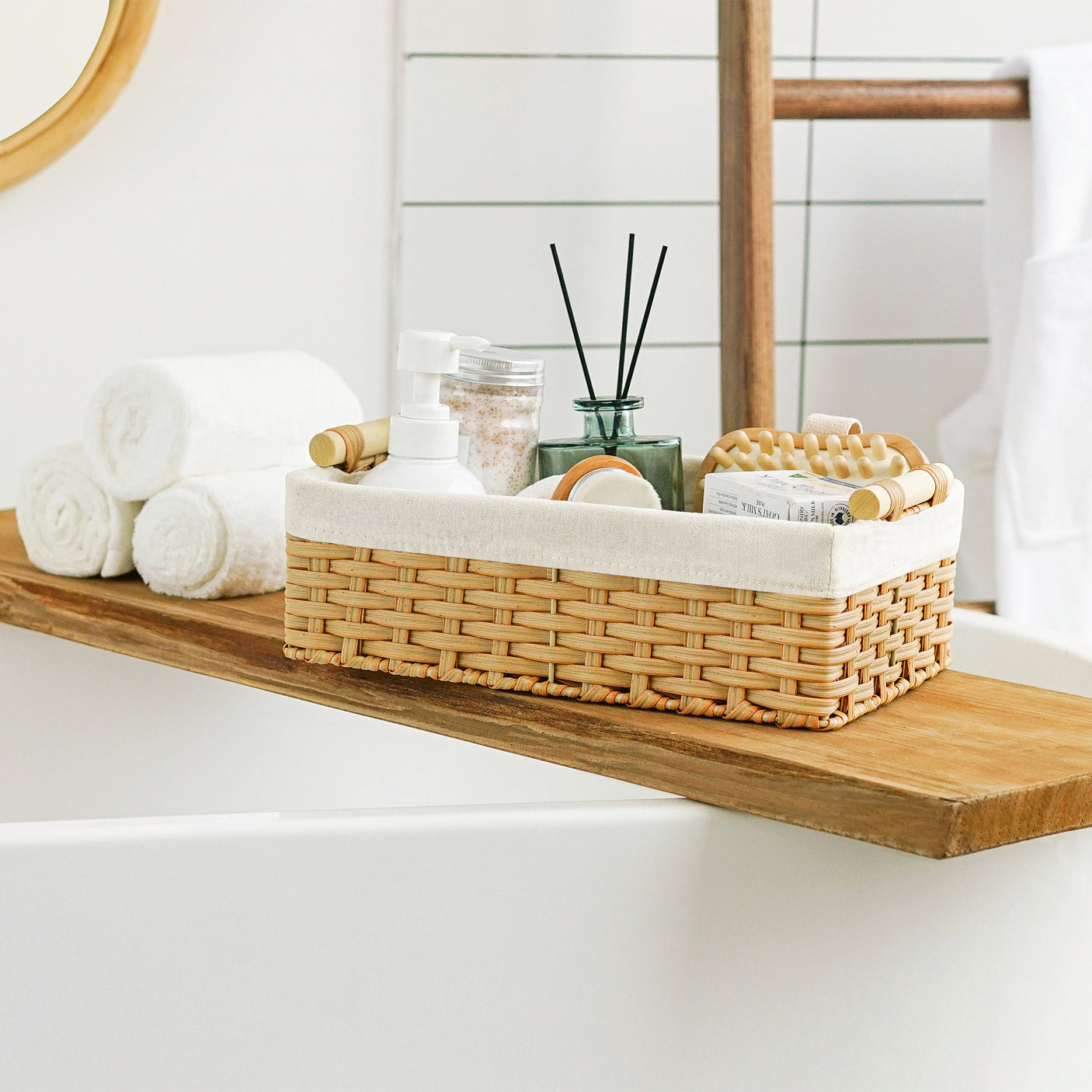 Lined Wicker Baskets with Wooden Handles, 2 in 1 Pack