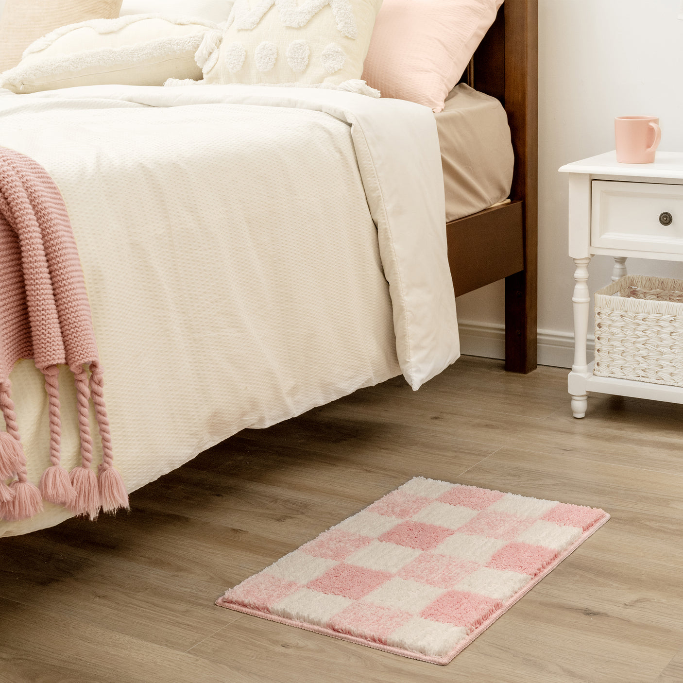 Checkered Bathroom Rugs