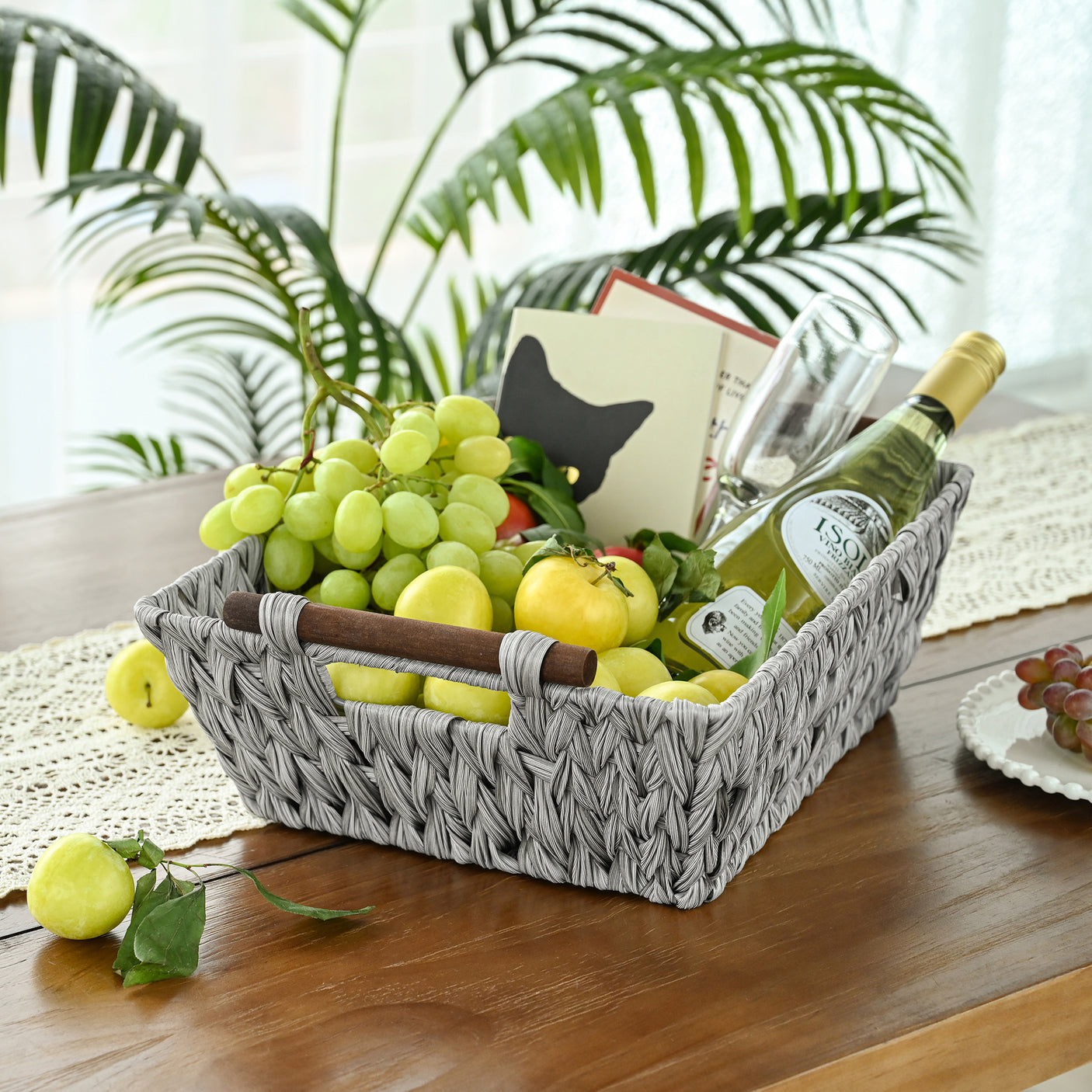 Trapezoidal Wicker Baskets with Wooden Handles