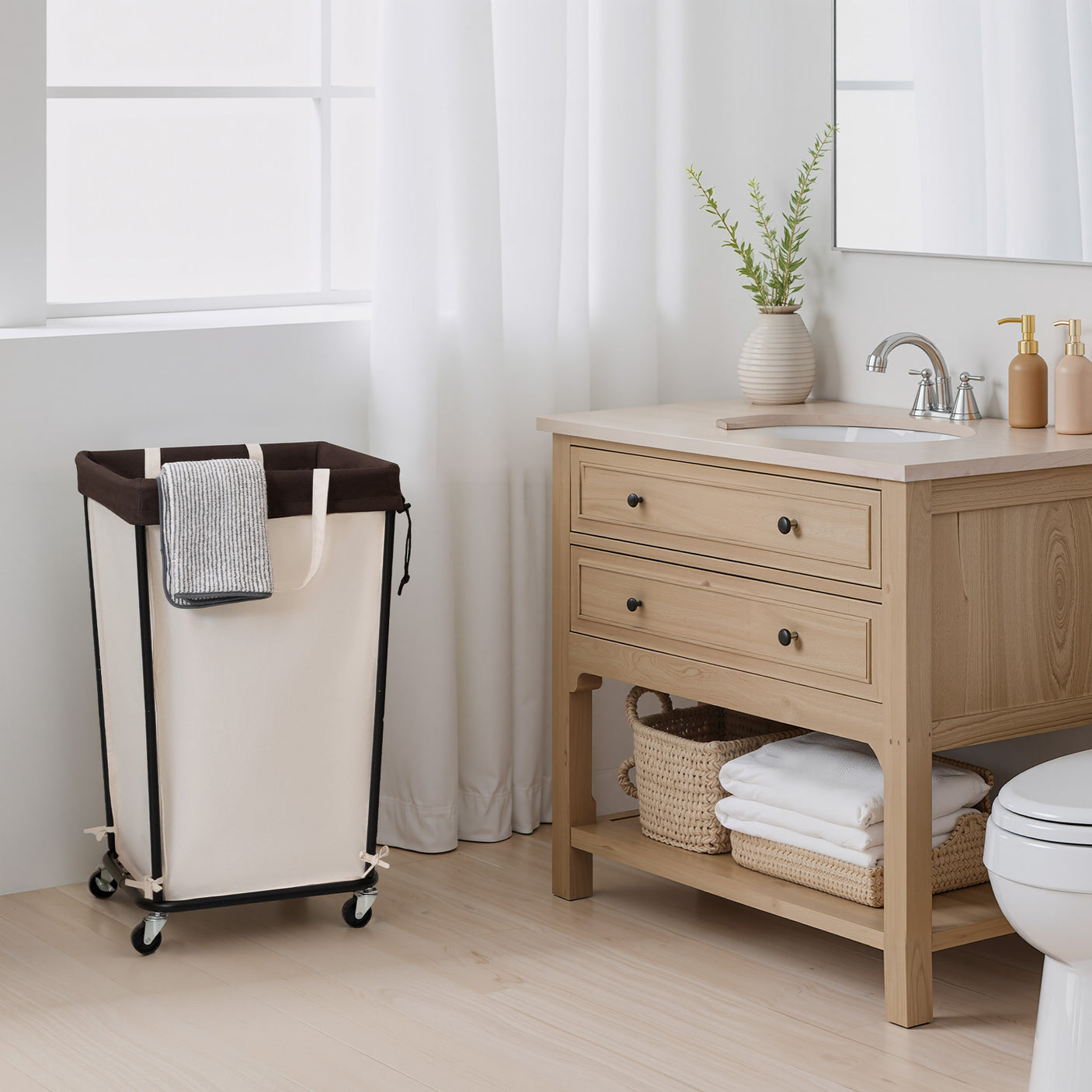160L Laundry Basket with Wheels