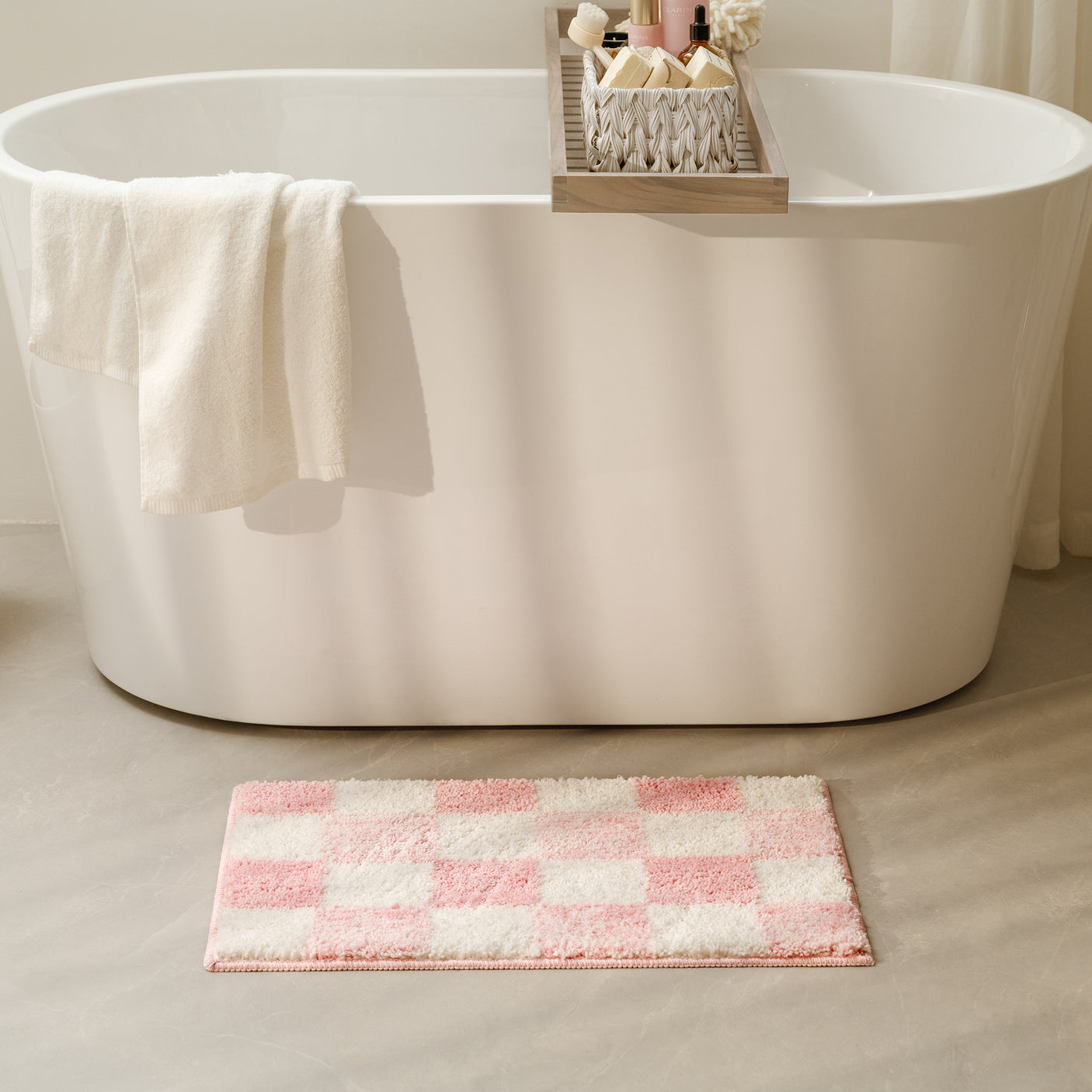 Checkered Pink Bathroom Rugs