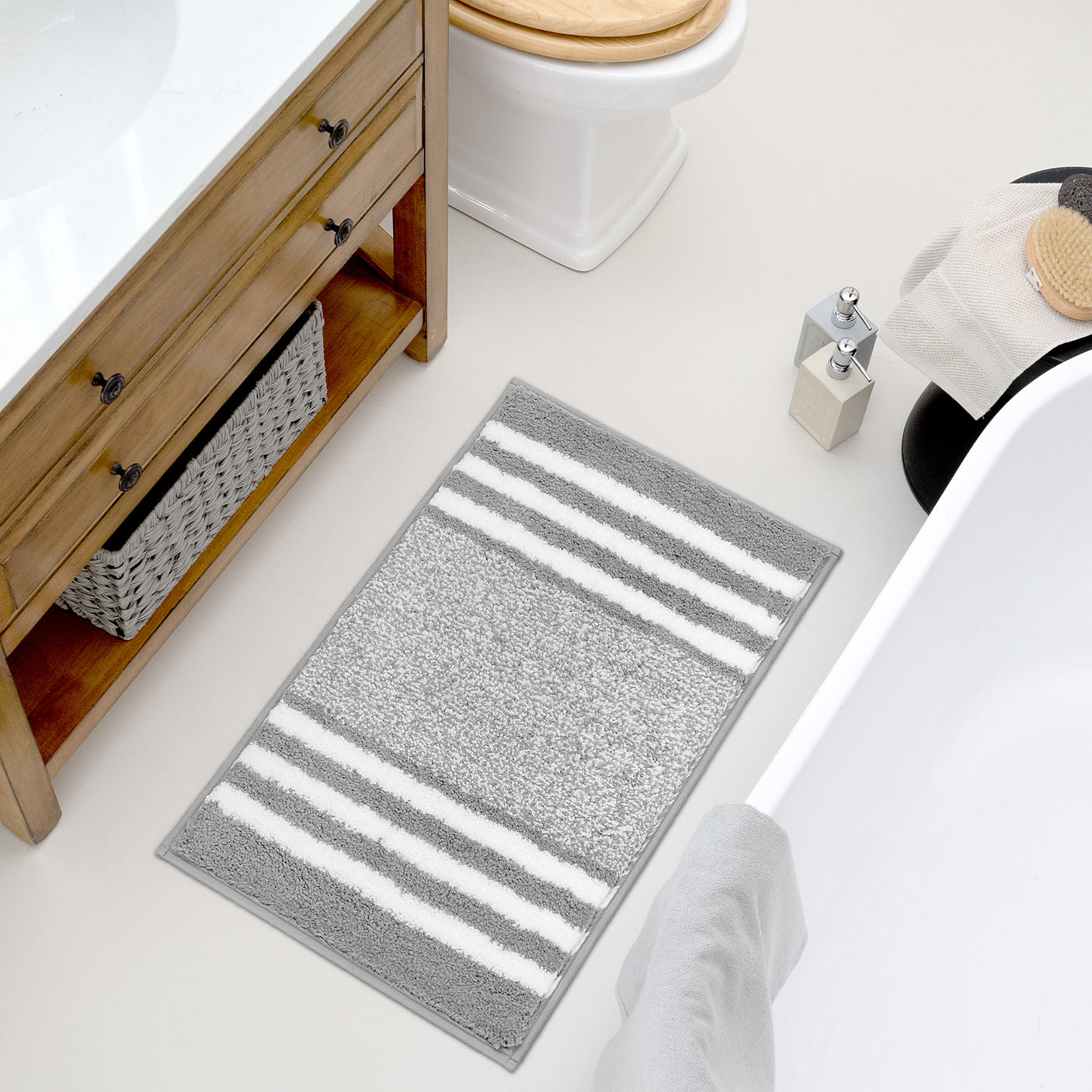 Shaggy Striped Bath Mat – Choose from 4 Colors