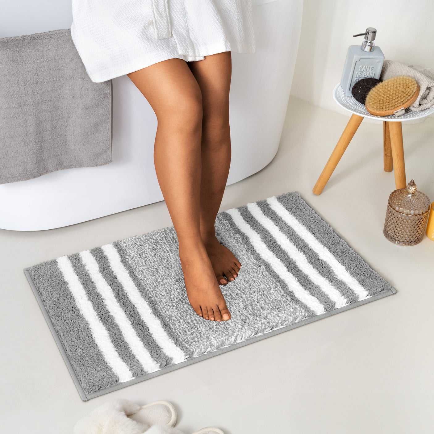 Shaggy Striped Bath Mat – Choose from 4 Colors