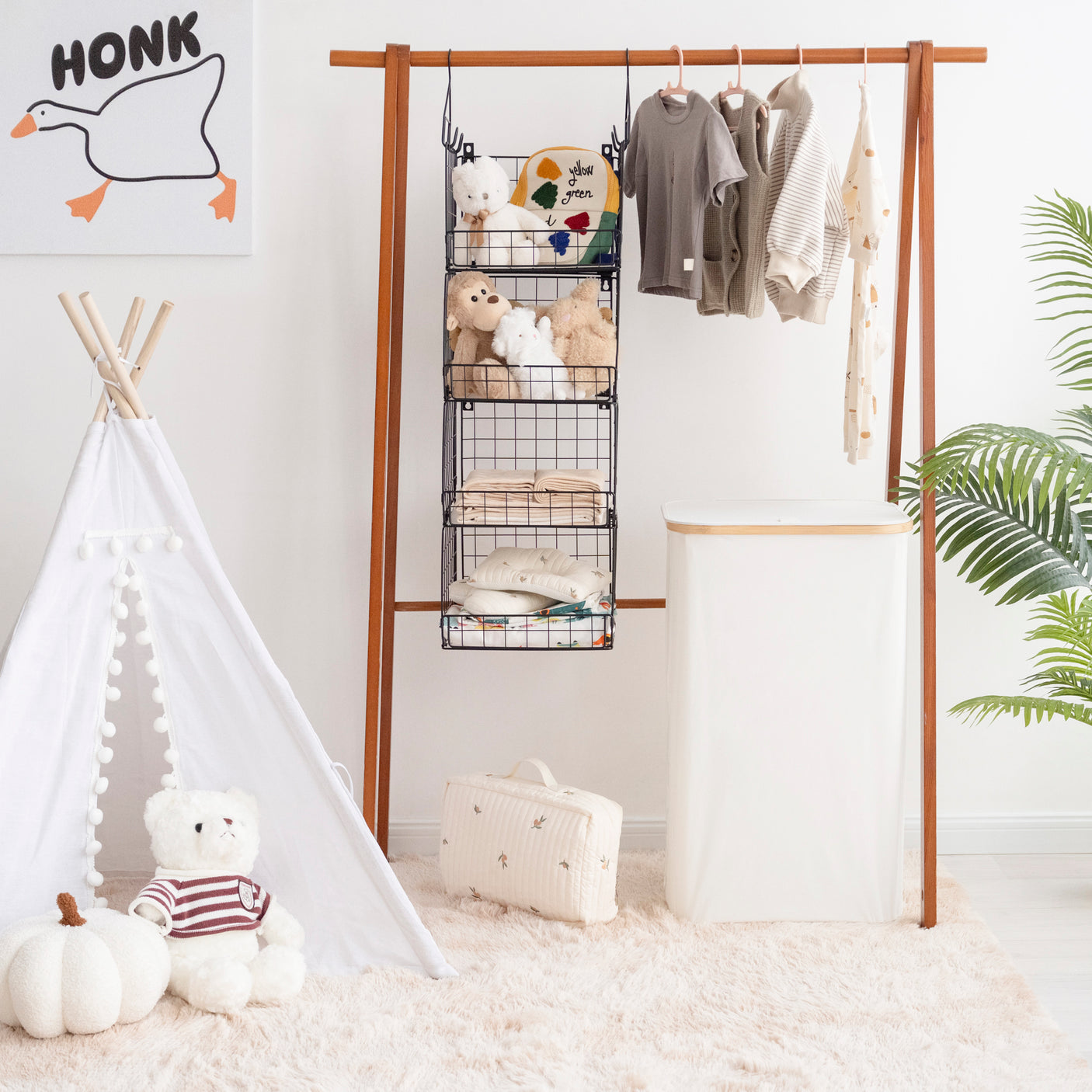 Wall Mount Wire Hanging Baskets with Wheels and Hangers